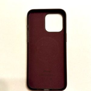 iPhone 15 Pro Max FineWoven Case with MagSafe - Mulberry